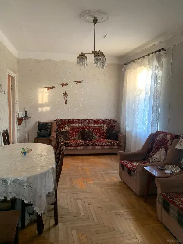 Satılır 2 otaqlı mənzil 42 m²