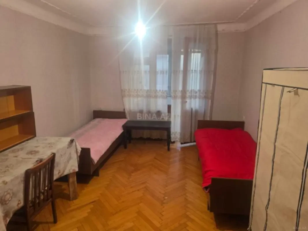 Kirayə verilir 4 otaqlı mənzil 100 m²