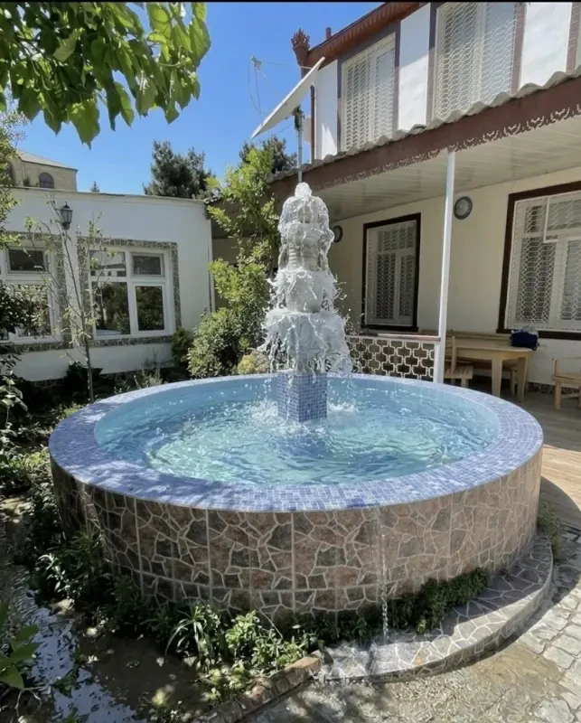 Satılır 4 otaqlı həyət evi 200 m²