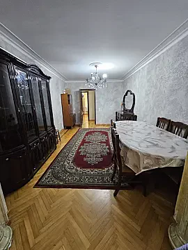 Satılır 2 otaqlı mənzil 65 m² — Bakı, 8-ci mikrorayon 2 otaq 65.00 m²