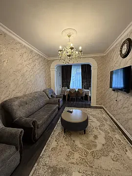 Kirayə verilir 2 otaqlı mənzil 50 m² — Bakı, Memar Əcəmi yanı 2 otaq 50.00 m²
