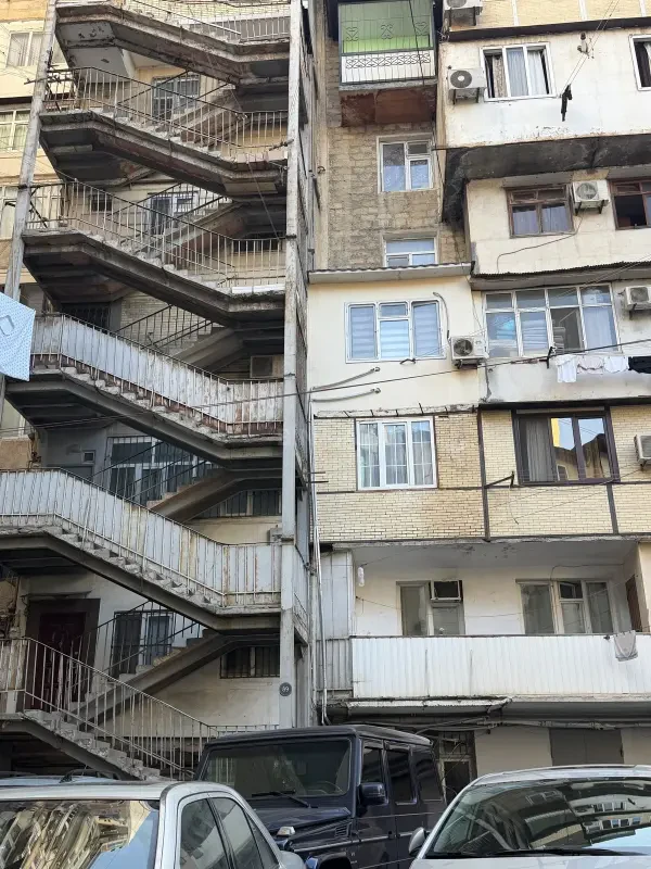 Satılır 3 otaqlı mənzil 75 m²