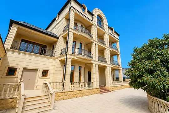 Satılır 8 otaqlı həyət evi 1150 m² — Bakı, Badamdar 8 otaq 1150.00 m²