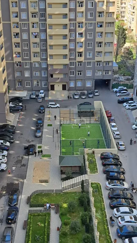 Kirayə verilir 2 otaqlı mənzil 53 m²