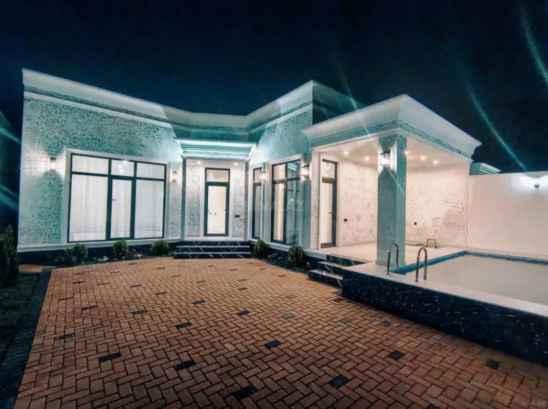 Satılır 4 otaqlı həyət evi 140 m²