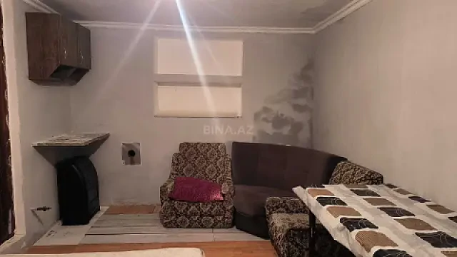 Kirayə verilir 1 otaqlı həyət evi 180 m² — Bakı 1 otaq 180.00 m²
