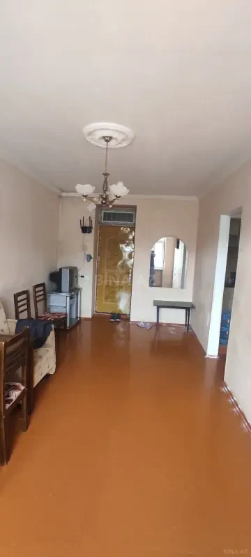 Satılır 2 otaqlı mənzil 30 m²