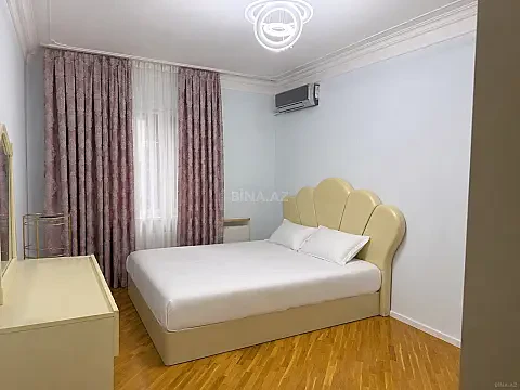 Satılır 5 otaqlı mənzil 120 m² — Bakı, Yeni Günəşli 5 otaq 120.00 m²