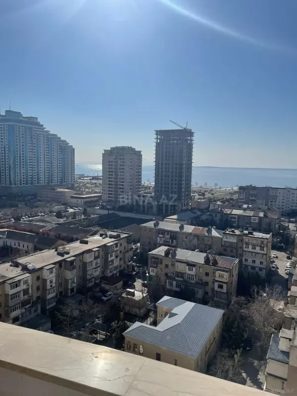 Kirayə verilir 2 otaqlı mənzil 100 m²