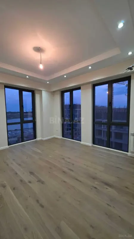 Satılır 2 otaqlı mənzil 63 m²