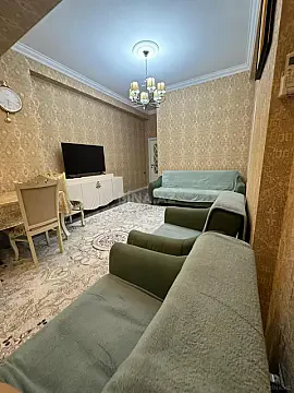 Satılır 2 otaqlı mənzil 61 m² — Bakı, Memar Əcəmi yanı 2 otaq 61.00 m²