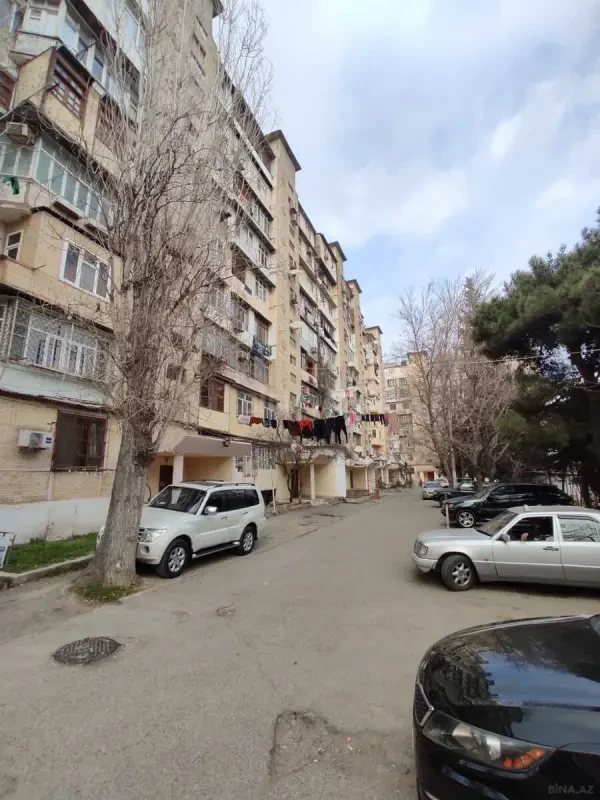 Satılır 2 otaqlı mənzil 60 m²