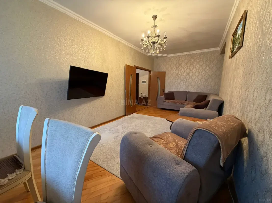 Satılır 3 otaqlı mənzil 106 m²
