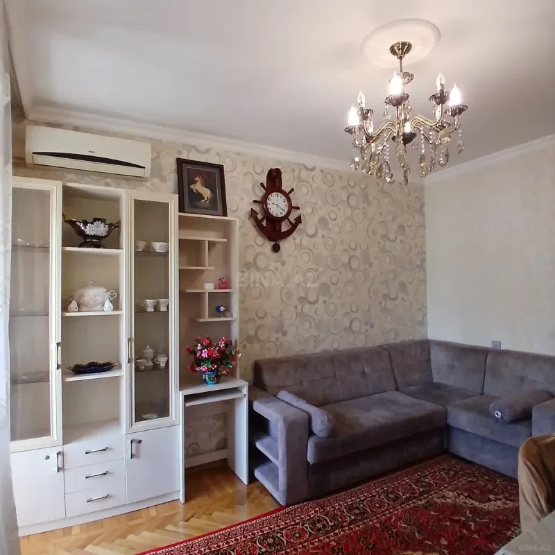 Kirayə verilir 2 otaqlı mənzil 55 m²