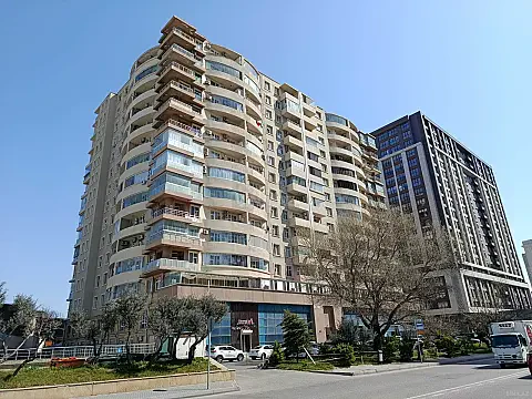 Satılır 3 otaqlı mənzil 130 m² — Bakı, Xətai 3 otaq 130.00 m²