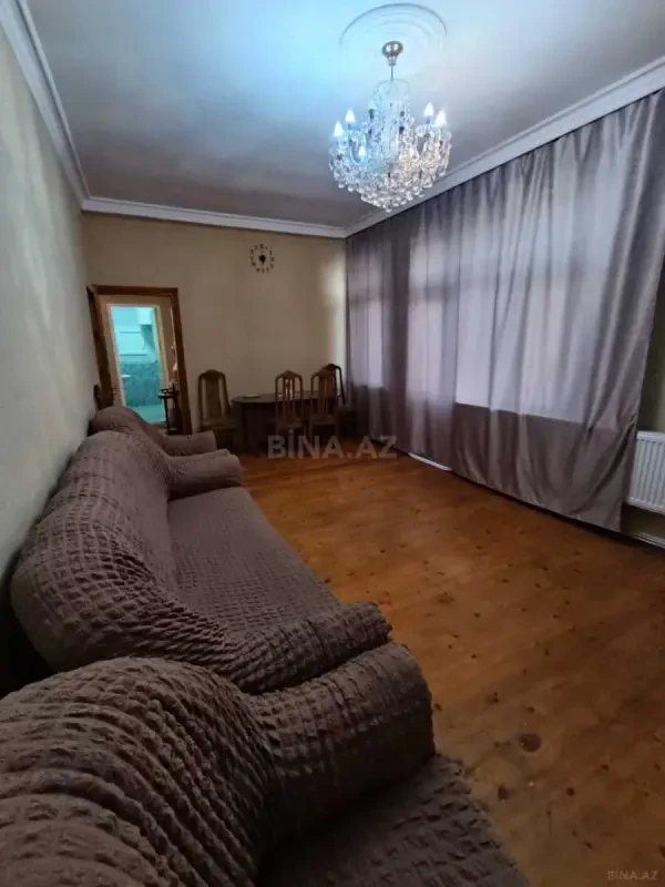 Satılır 2 otaqlı mənzil 75 m²