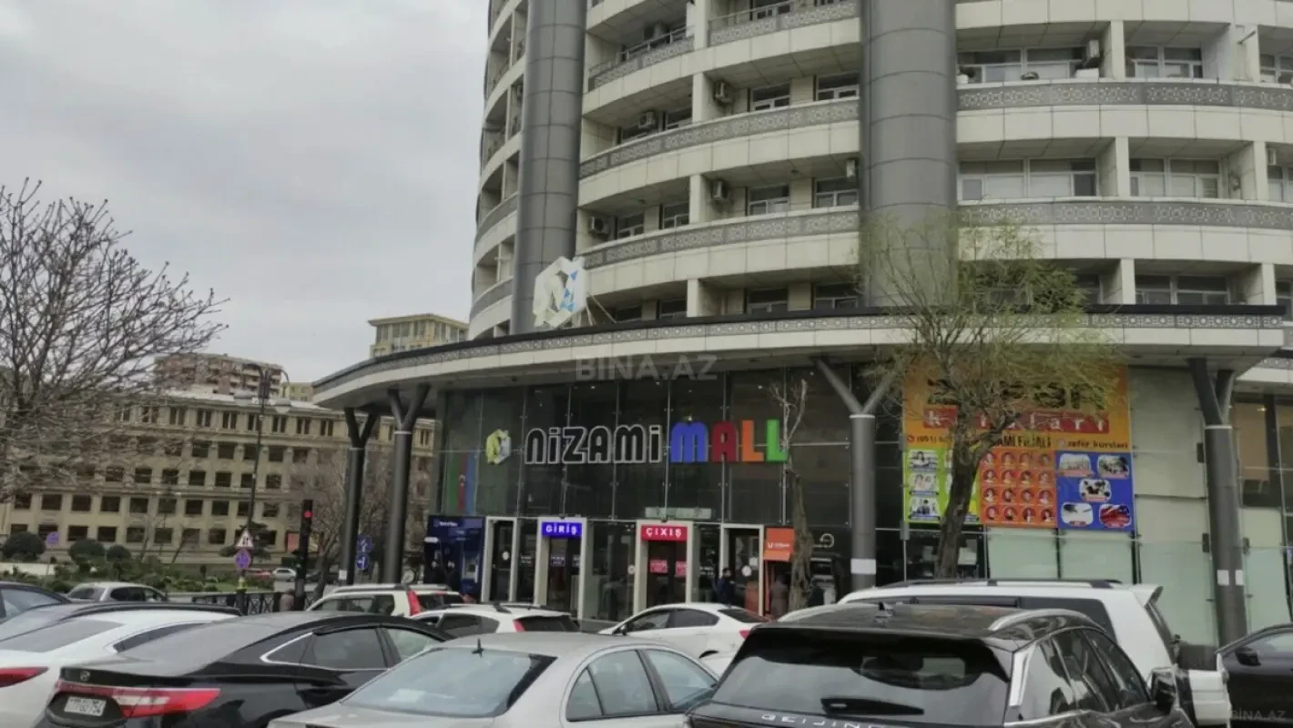 Kirayə verilir 3 otaqlı mənzil 120 m²