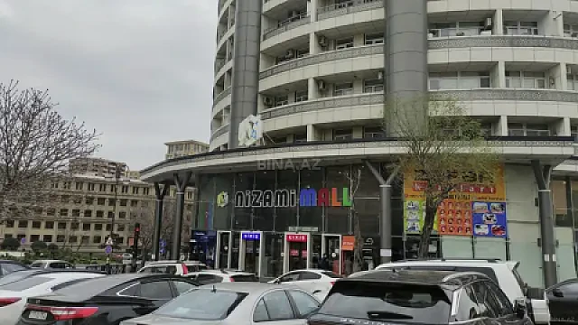 Kirayə verilir 3 otaqlı mənzil 120 m² — Bakı, Nizami 3 otaq 120.00 m²