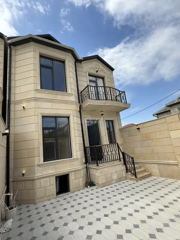 Satılır 5 otaqlı həyət evi 150 m²