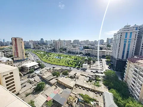 Kirayə verilir 3 otaqlı mənzil 140 m² — Bakı, Nizami 3 otaq 140.00 m²