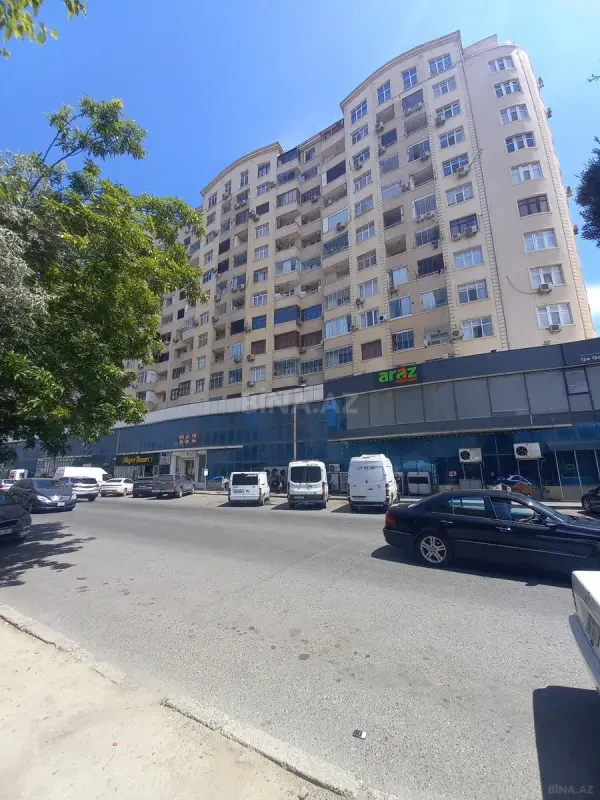 Kirayə verilir 2 otaqlı mənzil 95 m²