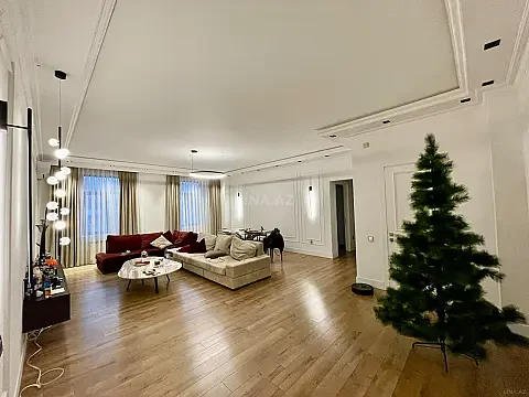 Kirayə verilir 3 otaqlı mənzil 140 m² — Bakı 3 otaq 140.00 m²