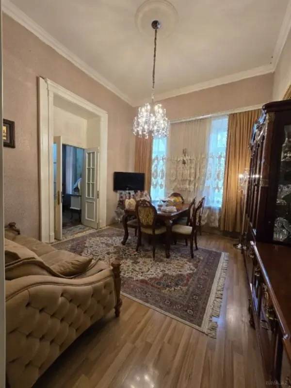 Satılır 3 otaqlı mənzil 80 m²