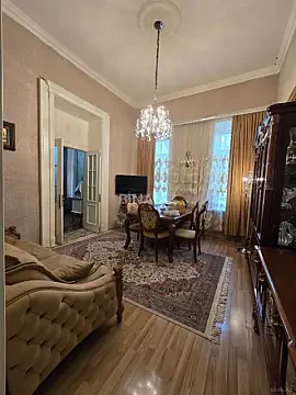 Satılır 3 otaqlı mənzil 80 m² — Bakı, Nizami 3 otaq 80.00 m²
