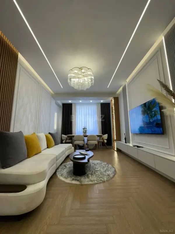 Satılır 3 otaqlı mənzil 120 m²