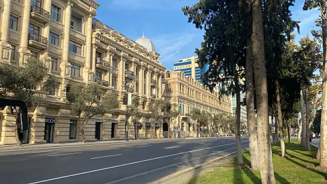 Kirayə verilir 3 otaqlı mənzil 100 m² — Bakı, Sahil qəs. 3 otaq 100.00 m²