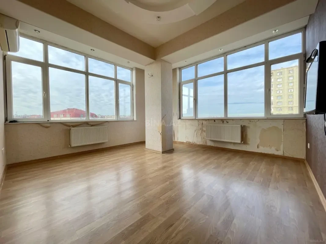 Satılır 3 otaqlı mənzil 100 m²
