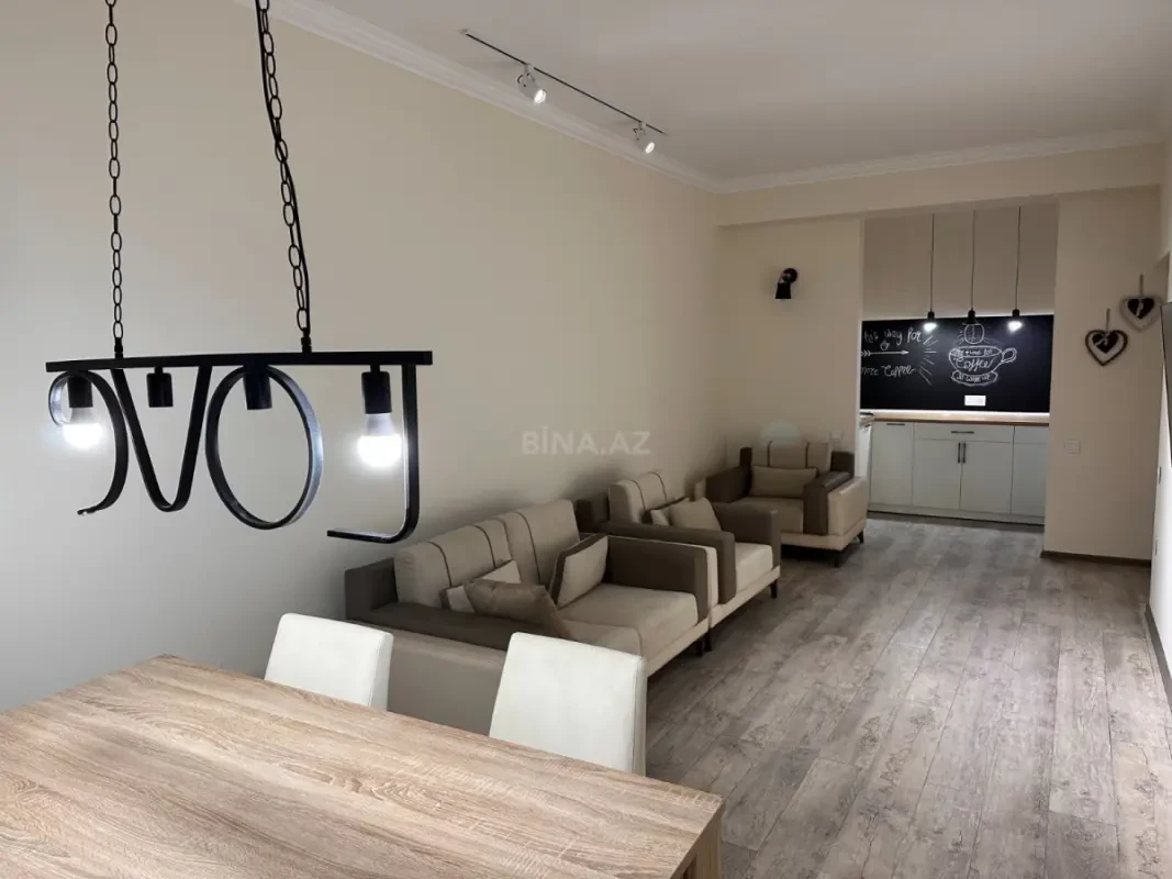 Kirayə verilir 2 otaqlı mənzil 58 m²
