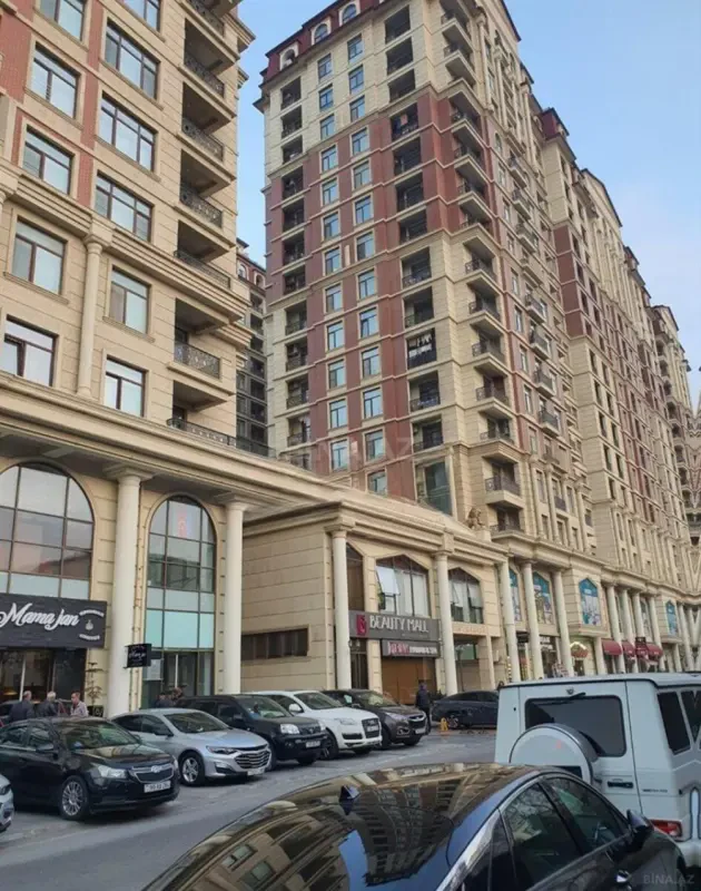 Satılır 3 otaqlı mənzil 116 m²