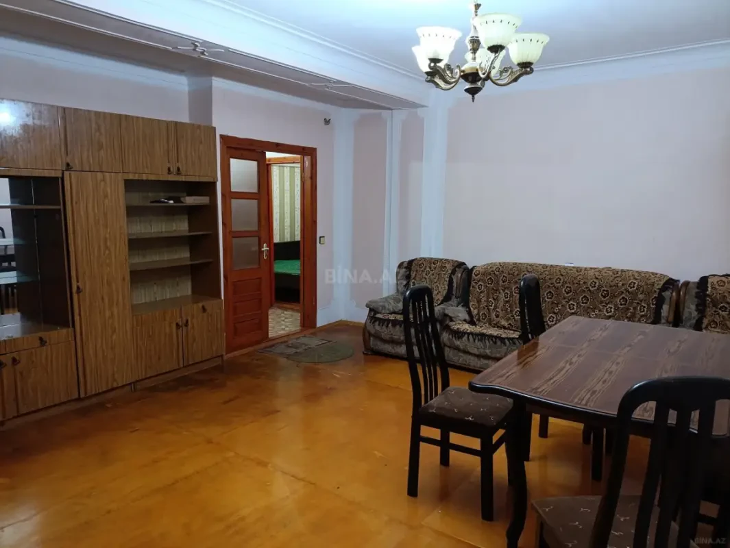 Kirayə verilir 2 otaqlı mənzil 50 m²