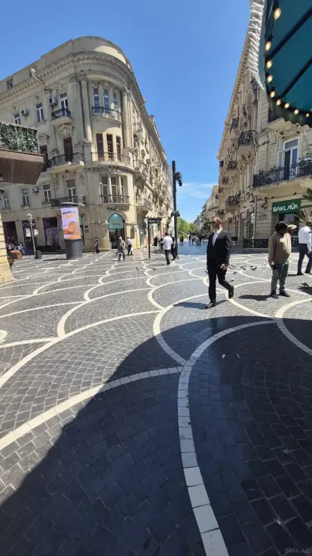 Satılır 2 otaqlı mənzil 55 m²