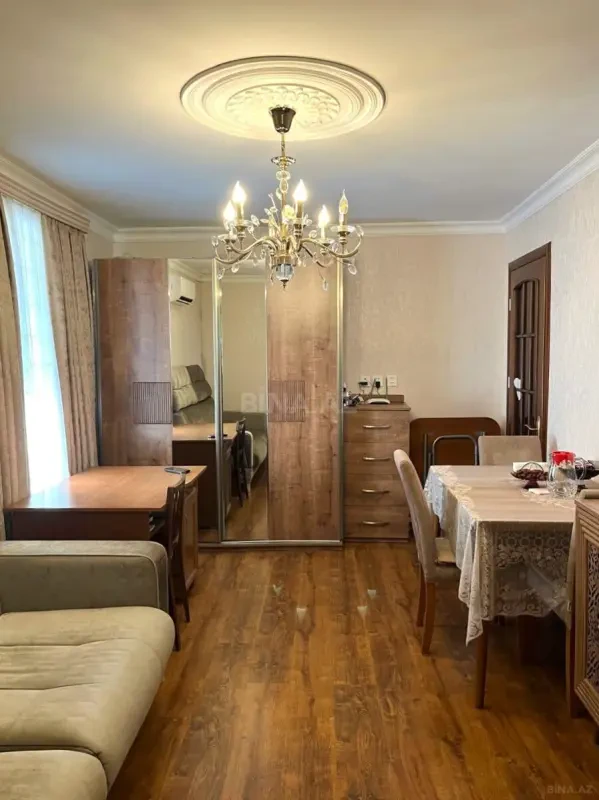 Satılır 2 otaqlı mənzil 45 m²