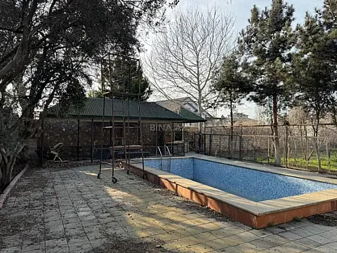 Satılır 8 otaqlı həyət evi 220 m² — Bakı, Novxanı 8 otaq 220.00 m²