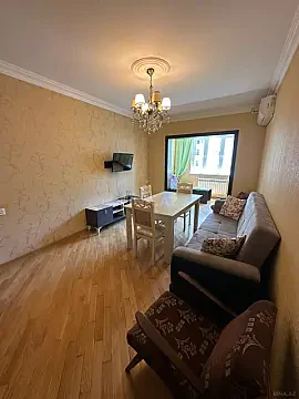 Kirayə verilir 2 otaqlı mənzil 90 m² — Bakı 2 otaq 90.00 m²