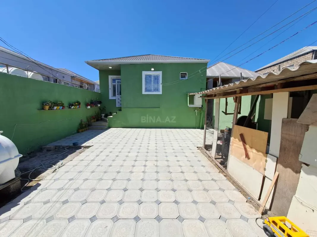 Satılır 4 otaqlı həyət evi 90 m²