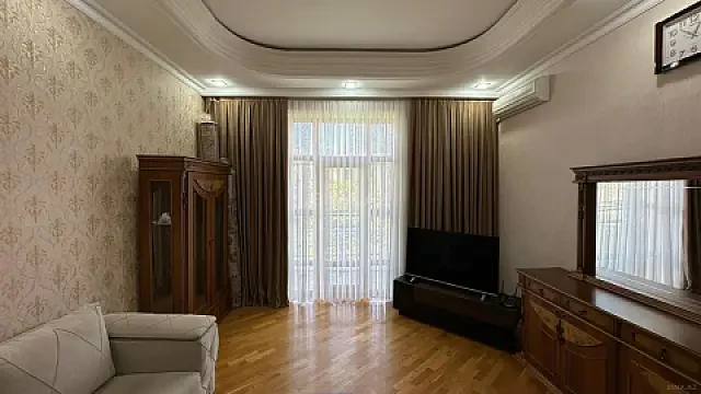 Kirayə verilir 2 otaqlı mənzil 65 m² — Bakı 2 otaq 65.00 m²