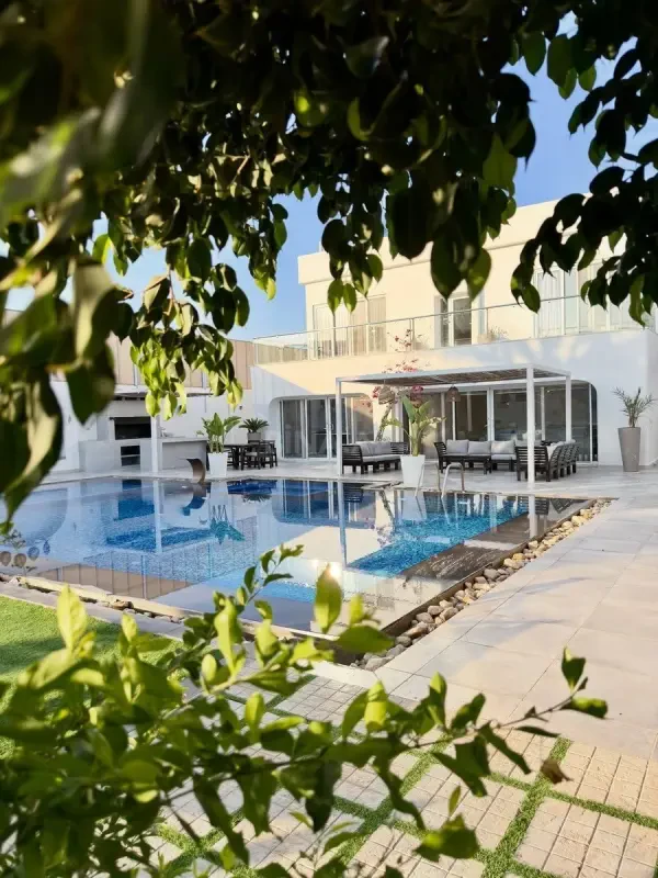 Kirayə verilir 5 otaqlı həyət evi 400 m²