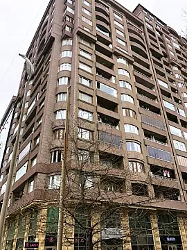 Satılır 4 otaqlı mənzil 192 m² — Bakı 4 otaq 192.00 m²