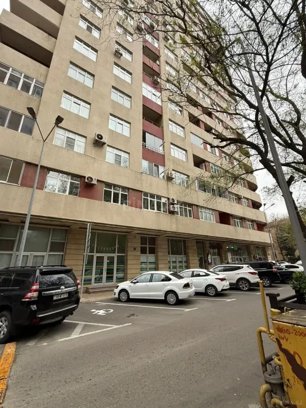 Satılır 2 otaqlı mənzil 120 m²
