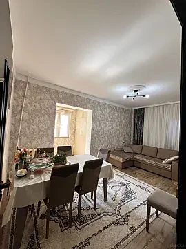 Satılır 3 otaqlı mənzil 80 m² — Bakı, Yeni Günəşli 3 otaq 80.00 m²