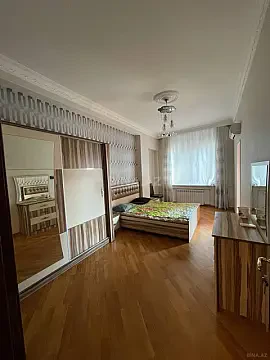 Kirayə verilir 4 otaqlı mənzil 140 m² — Bakı, Nərimanov 4 otaq 140.00 m²