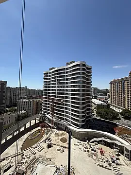 Satılır 3 otaqlı mənzil 136 m² — Bakı 3 otaq 136.00 m²