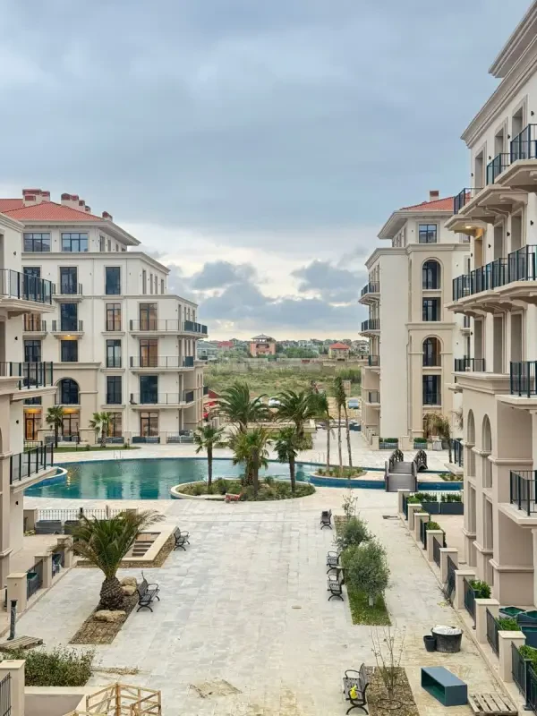Satılır 2 otaqlı mənzil 78 m²