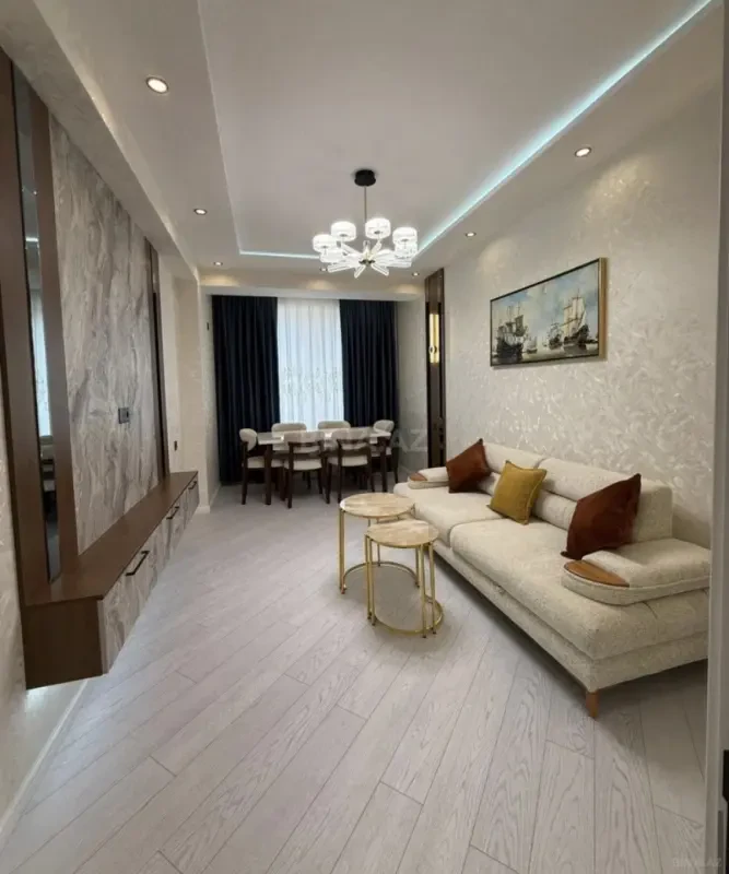 Satılır 2 otaqlı mənzil 85 m²