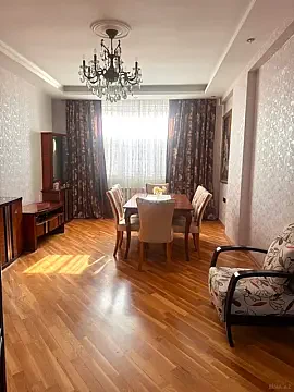 Satılır 3 otaqlı mənzil 130 m² — Bakı, İnşaatçılar 3 otaq 130.00 m²