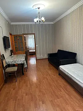 Kirayə verilir 2 otaqlı mənzil 48 m² — Bakı, 4-cü mikrorayon 2 otaq 48.00 m²